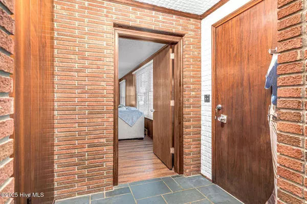 9698 Us 64, Spring Hope, NC 27882