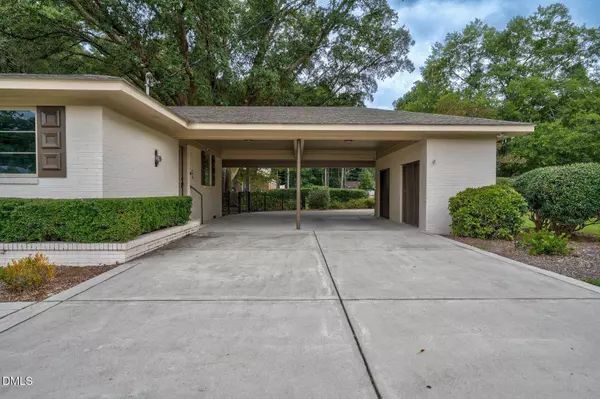 509 W Nash Street, Elm City, NC 27822