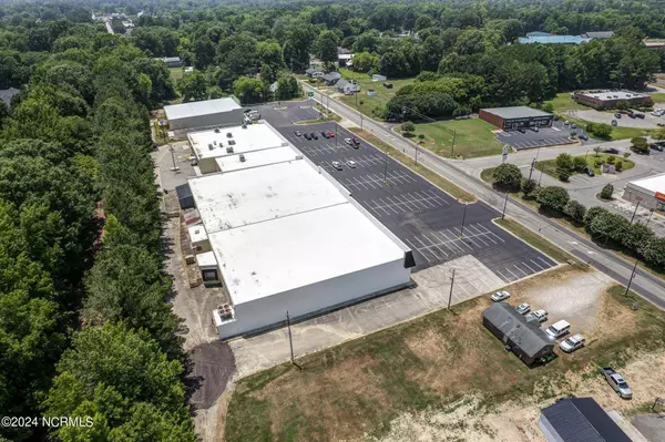 530 E Nash St ST, Spring Hope, NC 27882