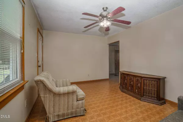 9932 Straight Gate Road, Whitakers, NC 27891