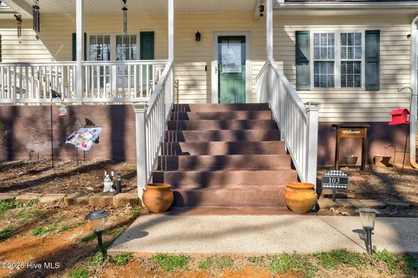 103 Pueblo DR, Louisburg, NC 27549