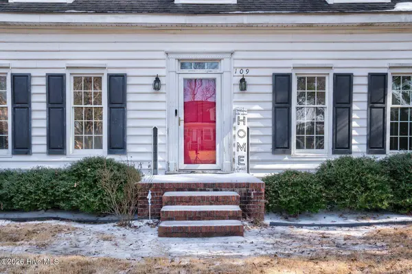 109 S Applewood CT, Rocky Mount, NC 27803