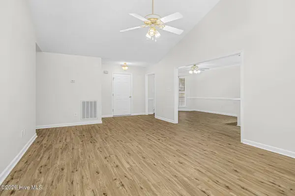 124 Watson CIR, Clayton, NC 27527