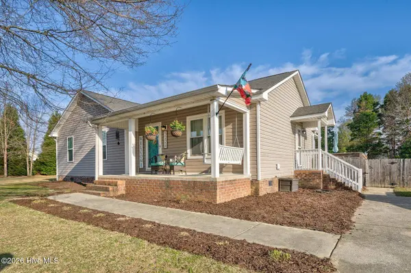 5224 Alonza LN, Bailey, NC 27807