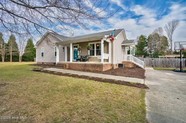 5224 Alonza LN, Bailey, NC 27807