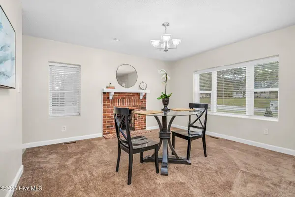 2394 Blue Willow LN, Rocky Mount, NC 27804