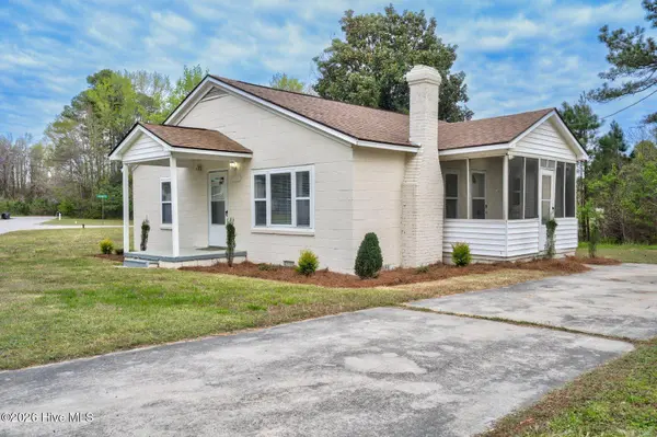 2394 Blue Willow LN, Rocky Mount, NC 27804