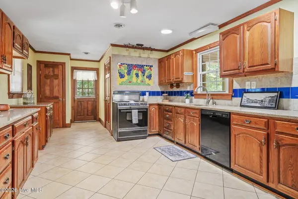 586 Northwoods Country RD, Tarboro, NC 27886