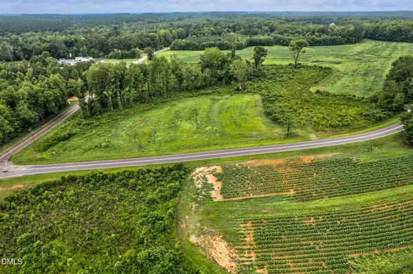 7 Murray Loop RD, Whitakers, NC 27891