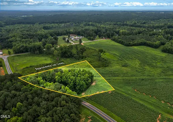9 Murray Loop RD, Whitakers, NC 27891