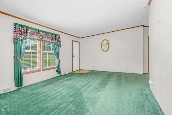 4957 Elm City S RD, Elm City, NC 27822