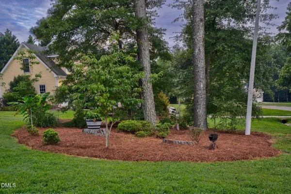 1101 Tyler Farms DR, Raleigh, NC 27603