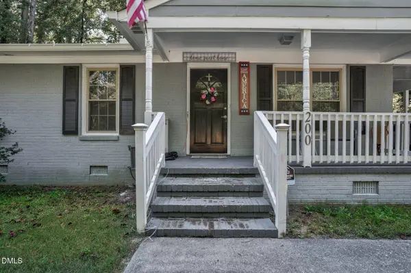 200 Geddie AVE, Princeville, NC 27886