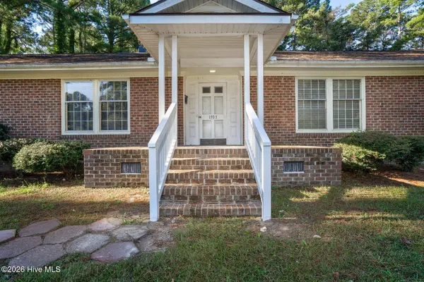 1707 Roxbury DR N, Wilson, NC 27893