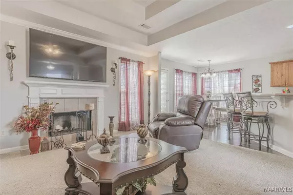 1944 Regent RD, Prattville, AL 36066