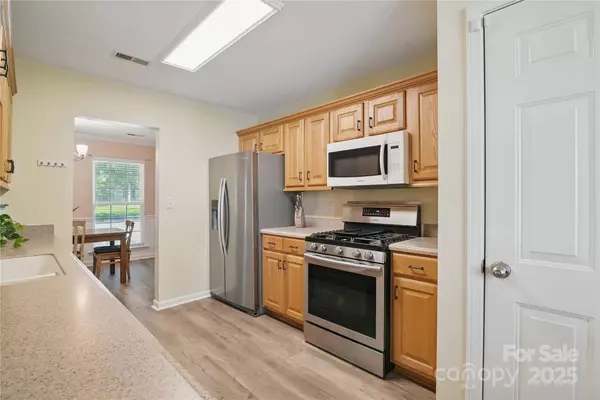 2856 Huckleberry Hill DR, Fort Mill, SC 29715