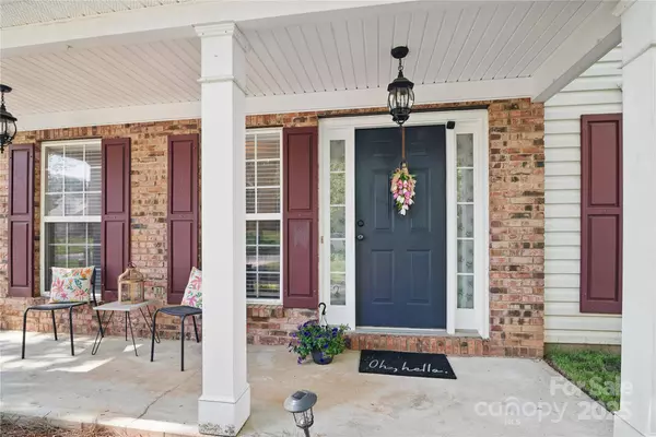 2856 Huckleberry Hill DR, Fort Mill, SC 29715