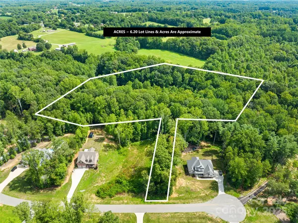 1099 Kapstone XING, Lexington, NC 27295