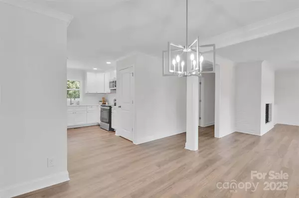 226 Laverne DR SW, Concord, NC 28025