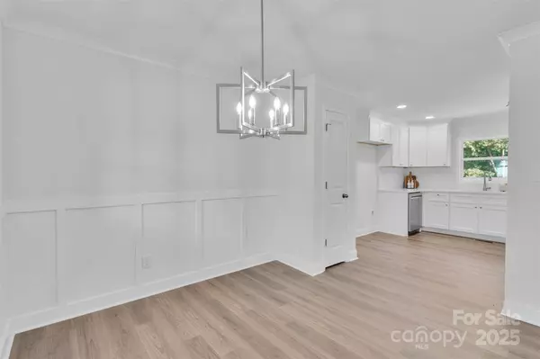 226 Laverne DR SW, Concord, NC 28025