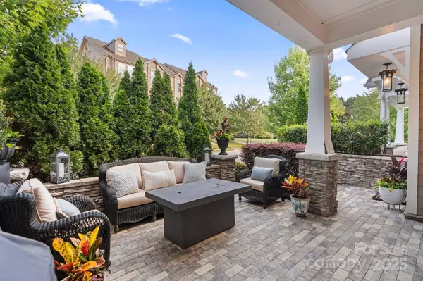 748 Amalfi DR, Davidson, NC 28036