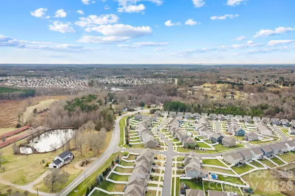 115 W Americana DR, Mooresville, NC 28115