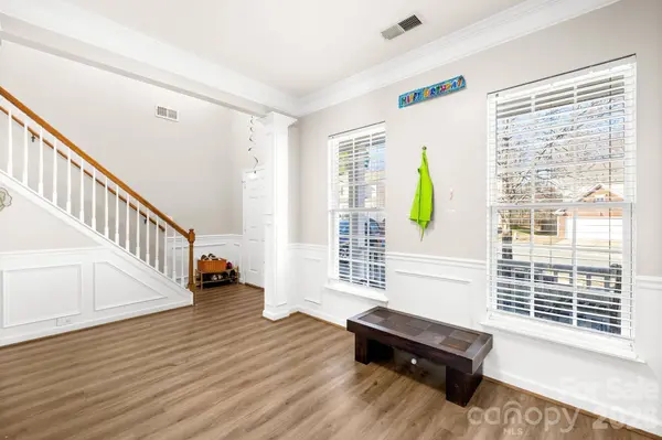 11702 Oak ST, Charlotte, NC 28269