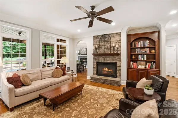 211 Anniston WAY, Davidson, NC 28036