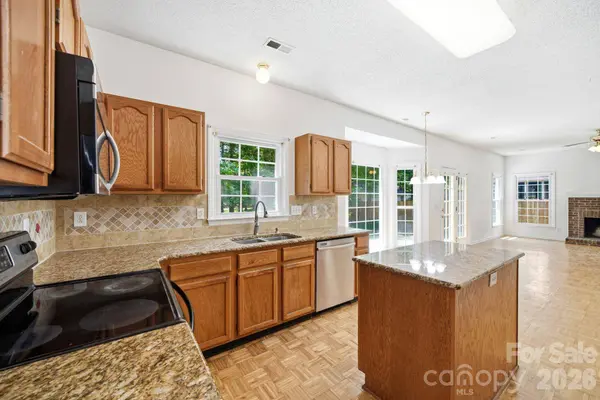 6409 Creft CIR, Indian Trail, NC 28079