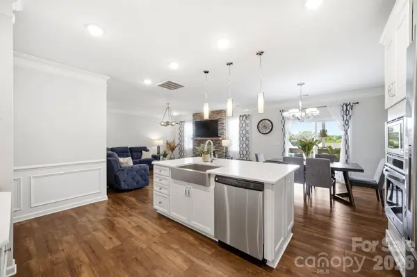 110 Caversham DR, Mooresville, NC 28115