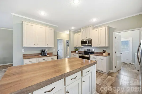 2460 Buffalo Hills DR, Concord, NC 28025