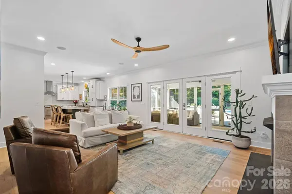 174 Logan Crossing DR, Davidson, NC 28036
