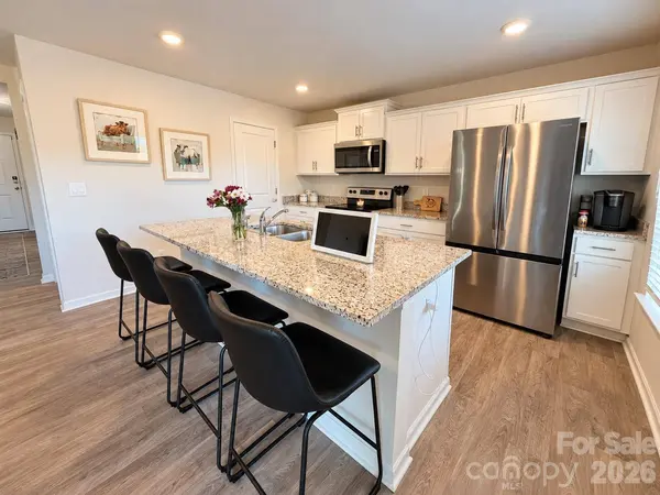 722 Hickory Point DR, Lexington, NC 27292