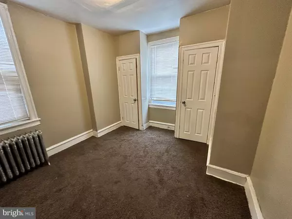 5934 DELANCEY ST, Philadelphia, PA 19143