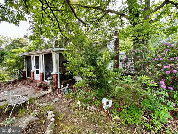 1604 ERIAL RD, Pine Hill, NJ 08021