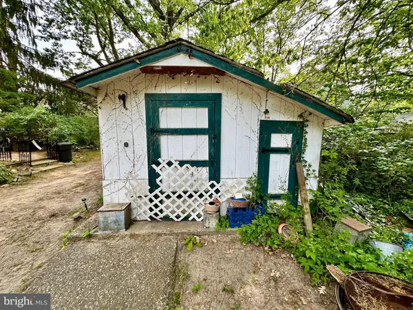 1604 ERIAL RD, Pine Hill, NJ 08021