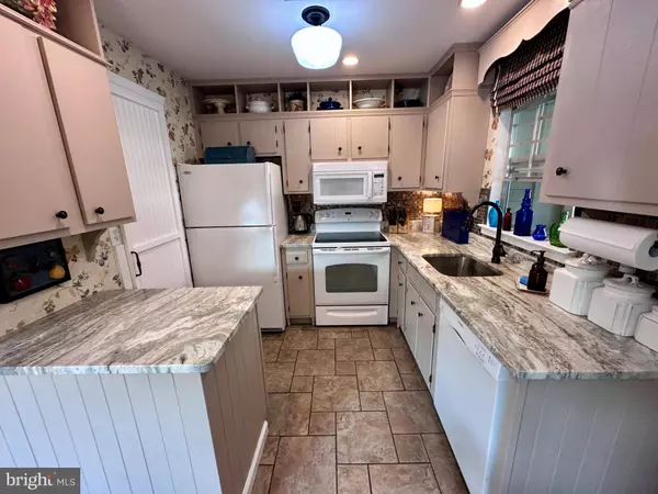 6 PICARDY PL, Southampton, NJ 08088