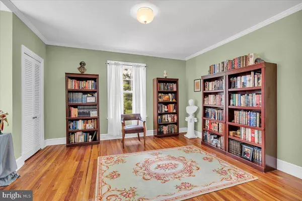 22 N DAVIS ST, Woodbury, NJ 08096