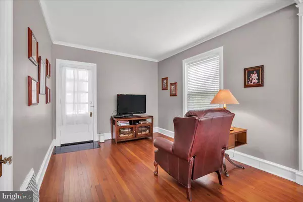 22 N DAVIS ST, Woodbury, NJ 08096