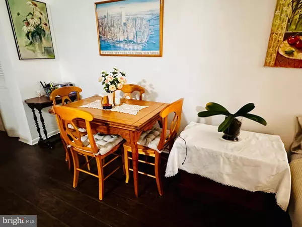 230 E EVESHAM RD #C 15, Glendora, NJ 08029