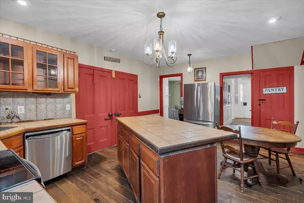 76 WHIG LANE RD, Monroeville, NJ 08343