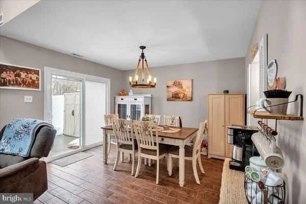 360 LAKE SIDE DR, Swedesboro, NJ 08085