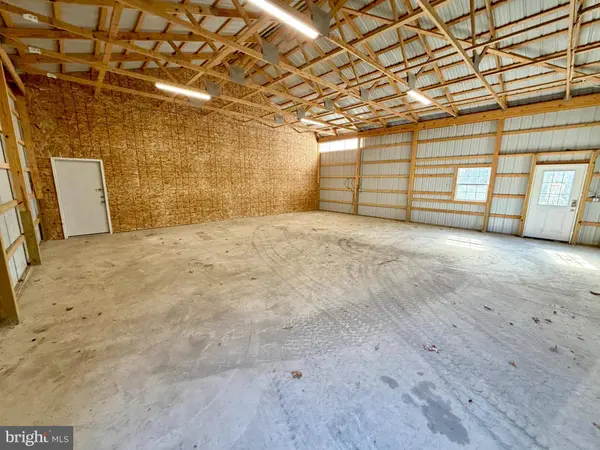 2585 S BLACK HORSE PIKE, Williamstown, NJ 08094