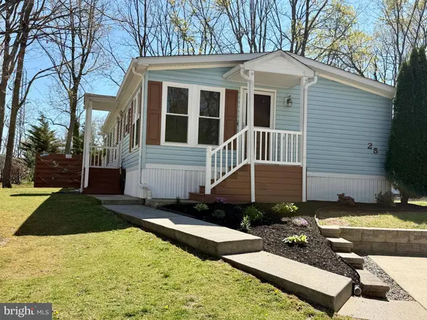 25 LOFT MOUNTAIN DR, Sicklerville, NJ 08081