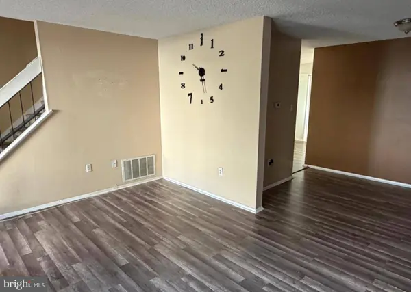 38 CHISWICK DR, Lindenwold, NJ 08021