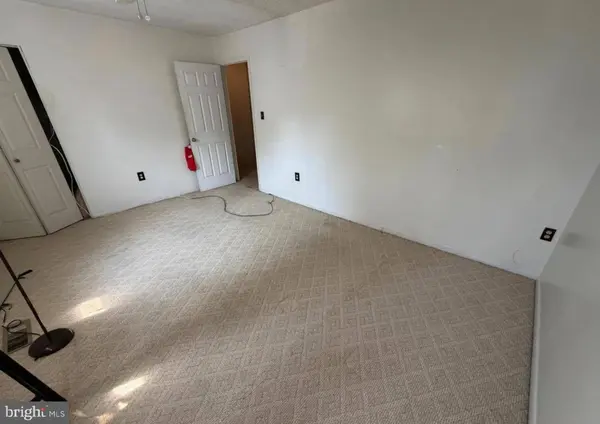 38 CHISWICK DR, Lindenwold, NJ 08021