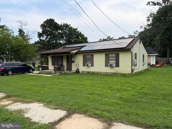 155 CLIFTON AVE, West Berlin, NJ 08091