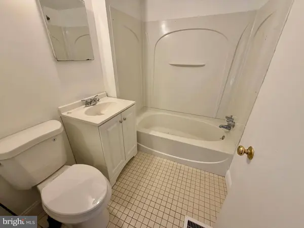 521 ALMONESSON, Westville, NJ 08093