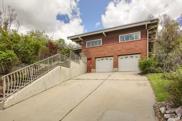 3520 KINGSTON CIR, Ogden, UT 84403