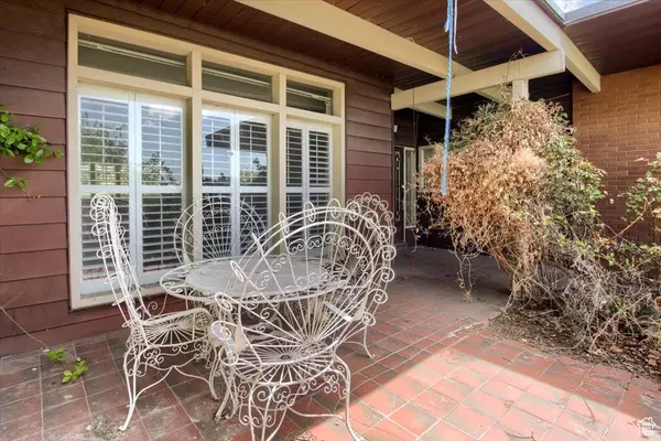 3520 KINGSTON CIR, Ogden, UT 84403